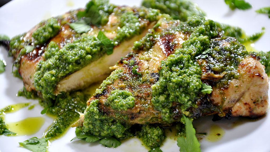 PESTO MESTO SPINACH CHICKEN STEAK